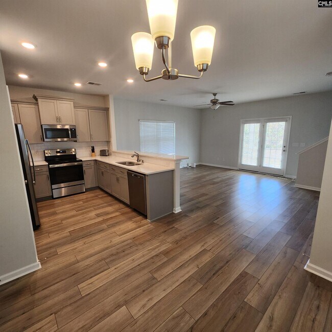 Building Photo - 424 Sandfarm Trail
