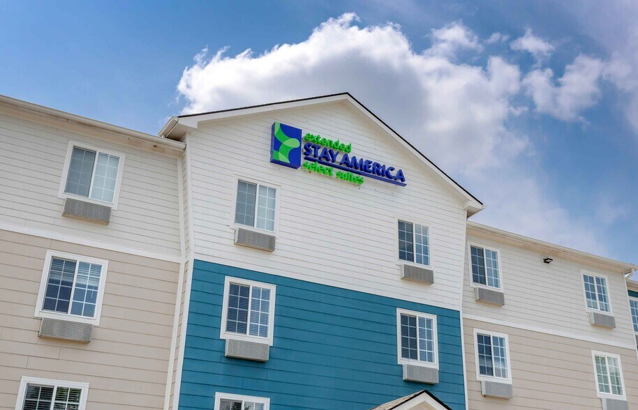 Primary Photo - Furnished Studio-Fayetteville