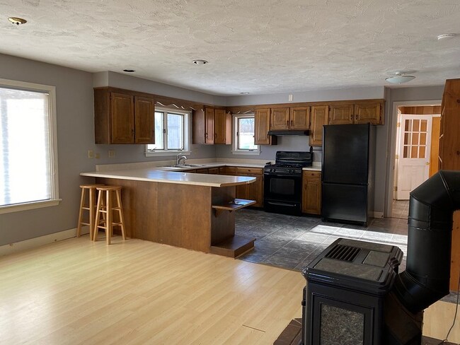 Building Photo - 1619 Alna Rd