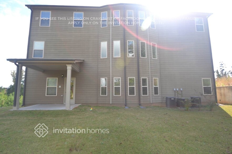 Building Photo - 5541 Dendy Trace