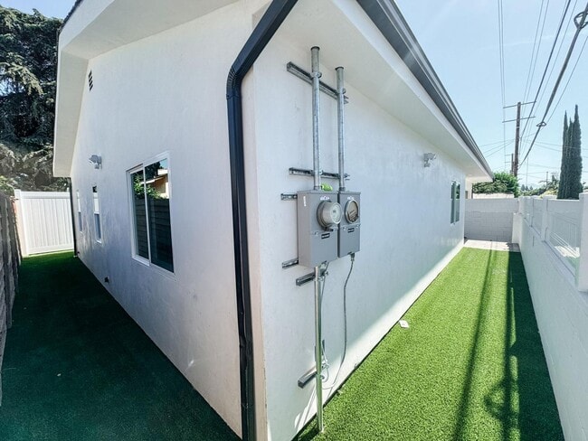 Building Photo - Brand new construction