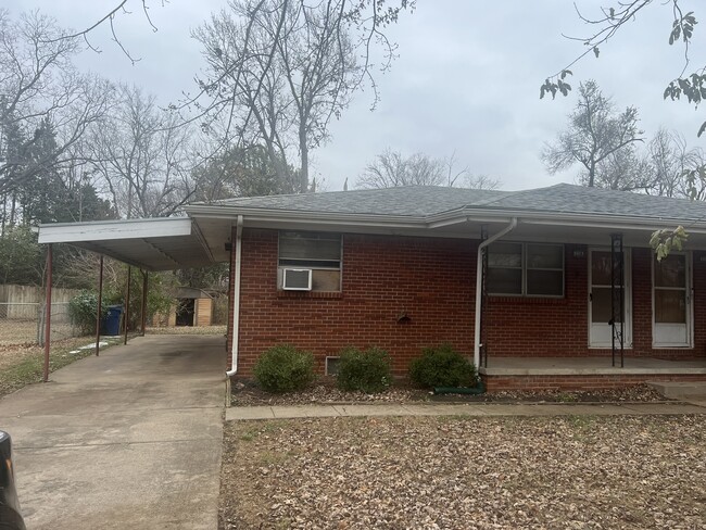 Primary Photo - 238 N 1st St