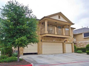Building Photo - 16100 Great Oaks Dr