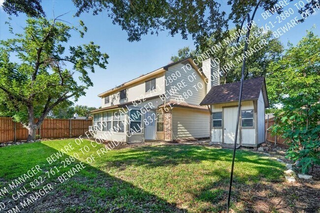 Building Photo - 593 King Cir