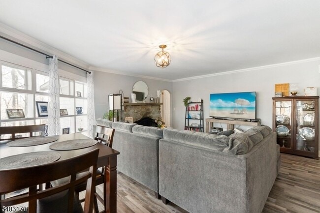 Building Photo - 49 Cliffside Trail