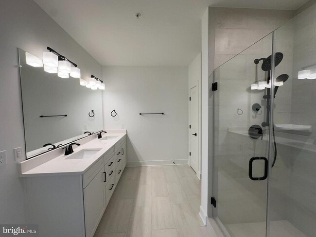 Building Photo - 1141 Fortune Terrace