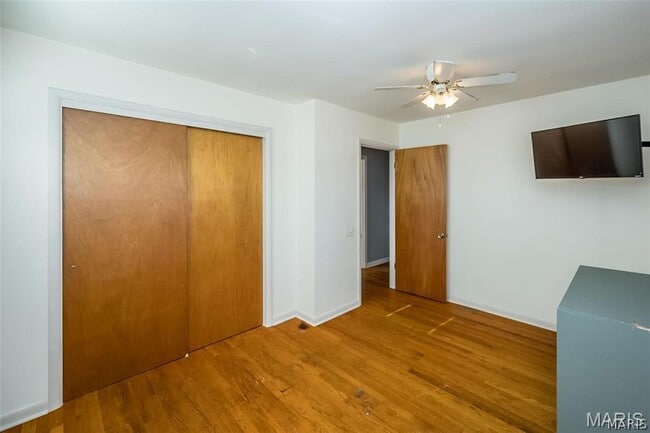 Building Photo - 405 N Moore St