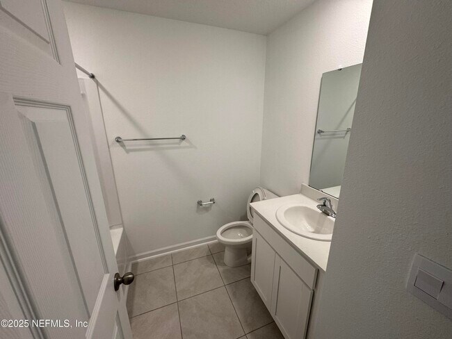 Building Photo - 109 Montellano Rd