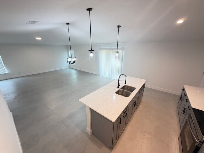 Building Photo - Brand-New 4BR Palm Bay Retreat Designed for Modern Living! NEW BUILD HOME!