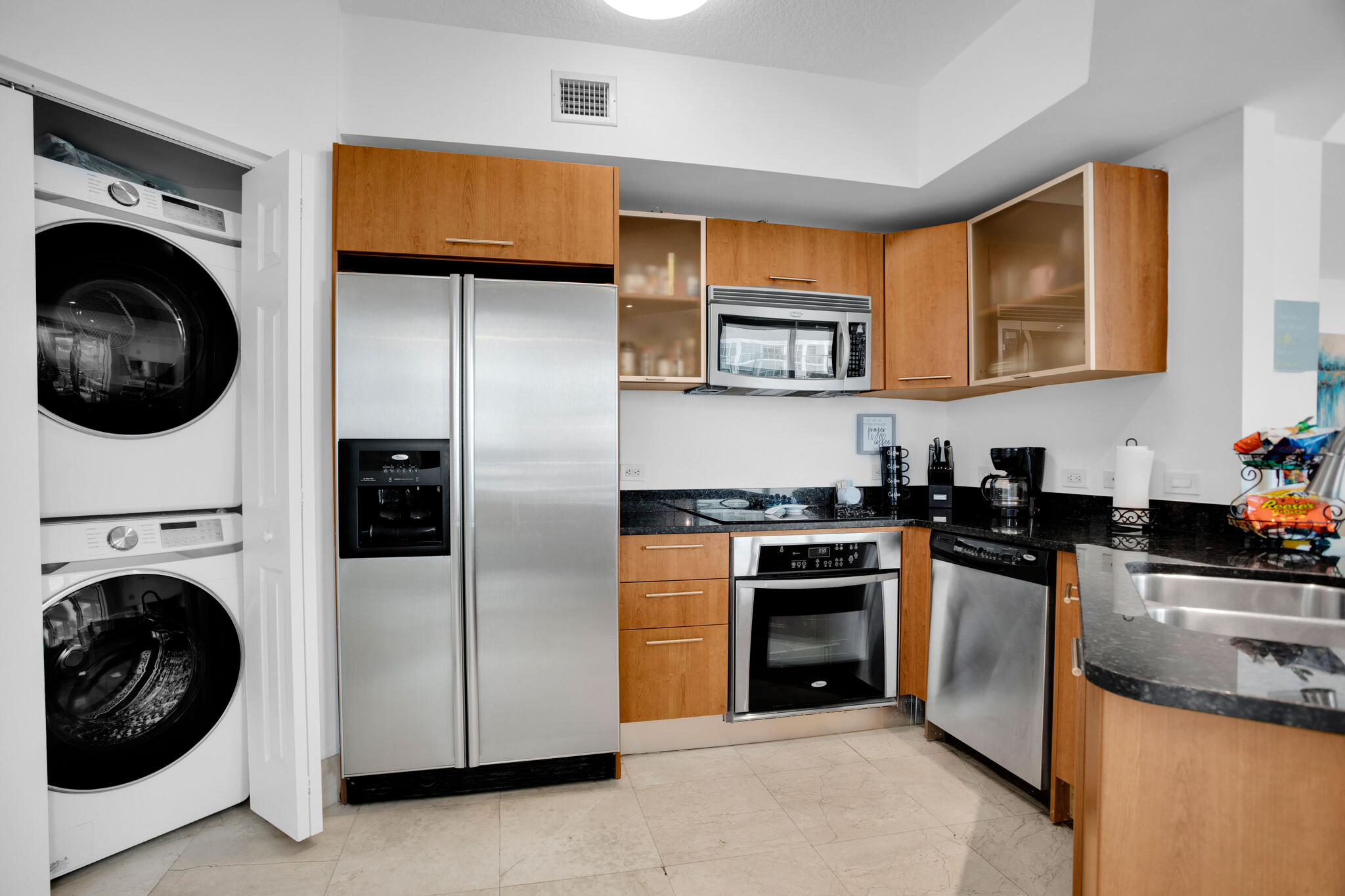 Kitchen - 480 NE 30th St