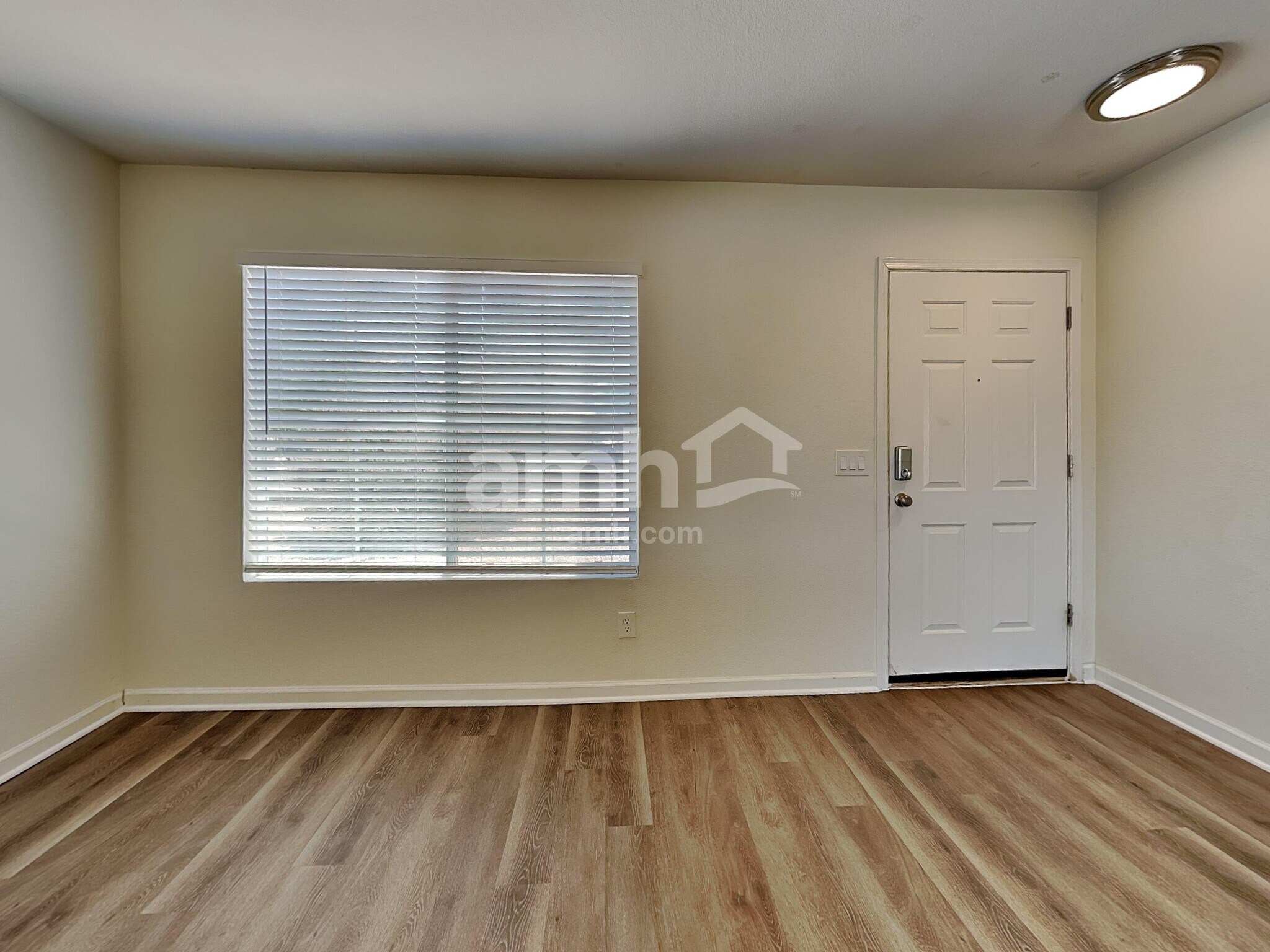 Building Photo - 15374 W Gelding Dr