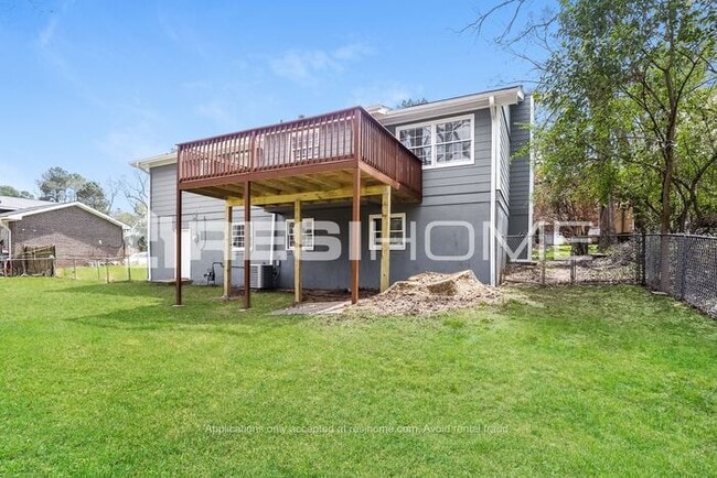Building Photo - 440 Johnson Rd