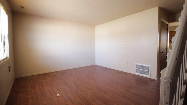 Building Photo - 6616 Barbara Jean Ct