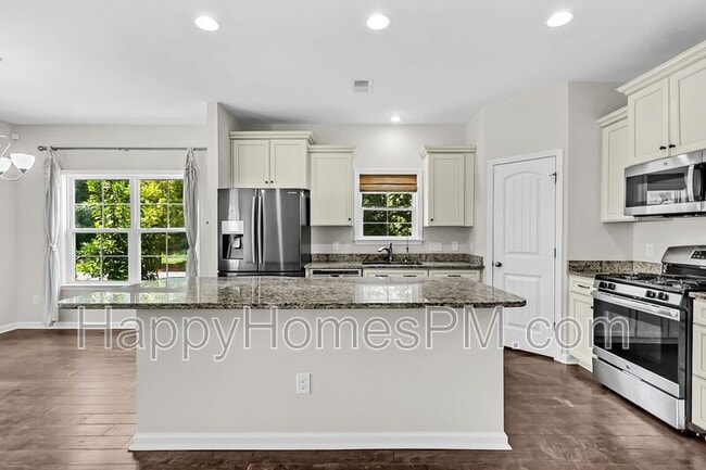 Building Photo - 1718 Emmets Rd