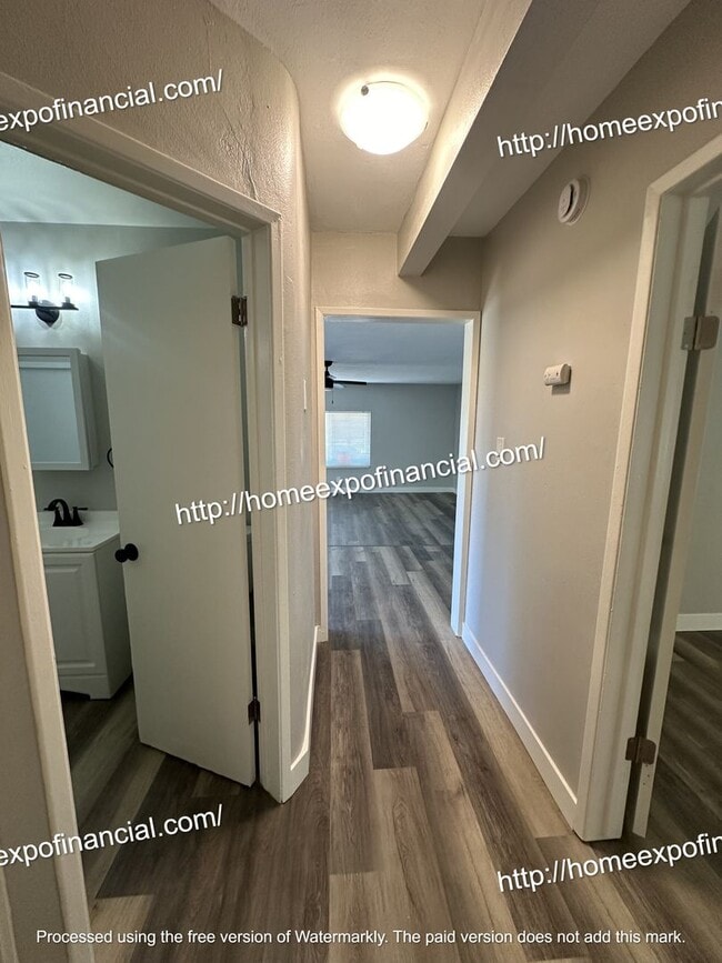Building Photo - Nice Home For Rent
