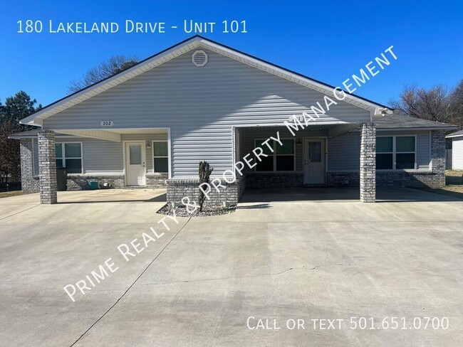 Building Photo - 180 Lakeland Dr