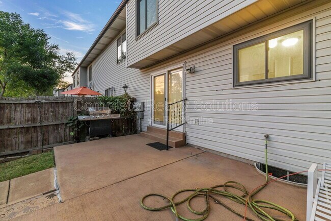 Building Photo - 26 Timberbrook Dr