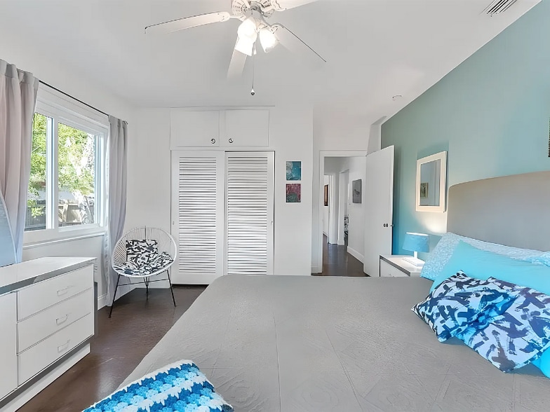 Building Photo - 1604 58th St S