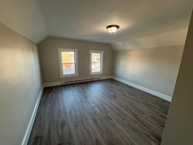 Building Photo - 70-72 Broadway-Unit 8