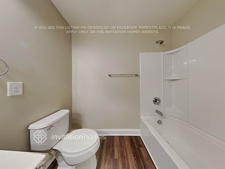 Building Photo - 9931 Maywine Cir