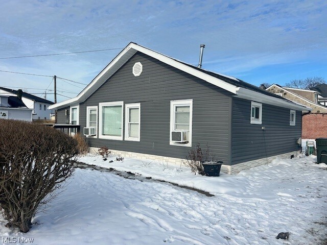 Building Photo - 845 Shadowrow Ave