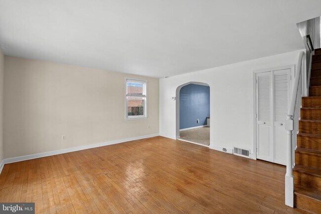 Building Photo - 5640 Braxfield Rd