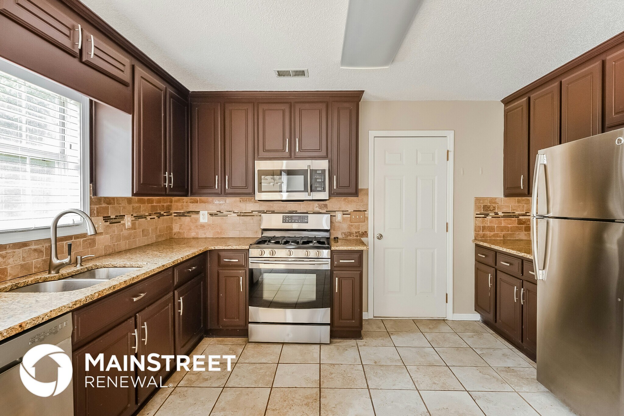 Building Photo - 149 Hunters Chase