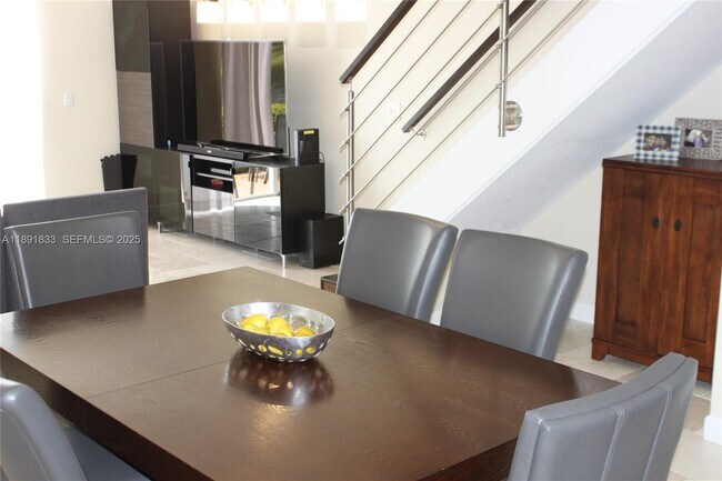 Building Photo - 3678 San Simeon Cir