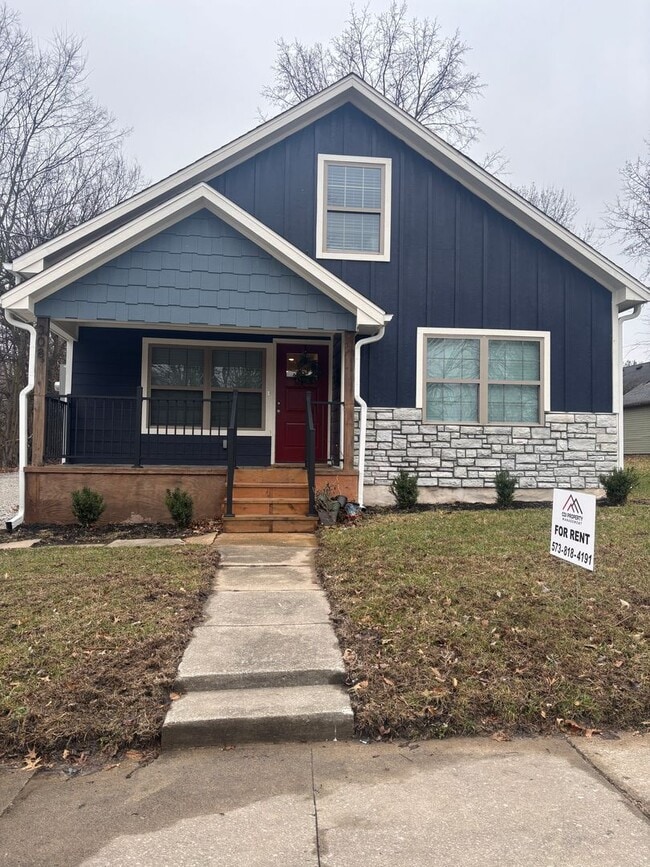 Building Photo - 308 W Worley St