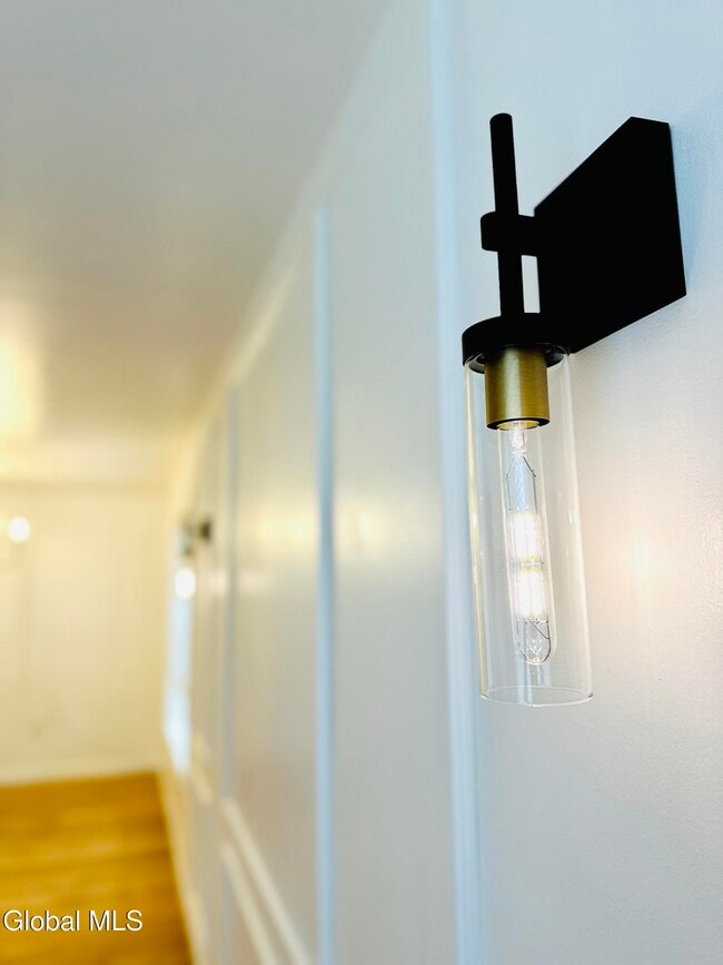 Building Photo - 21 Loughberry Rd