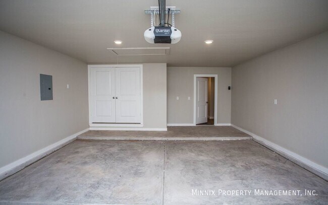 Building Photo - 2148 Kirksey Ave