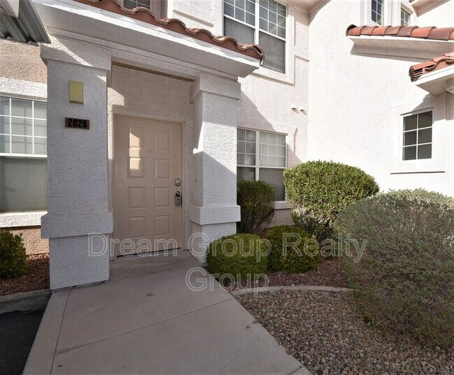 Building Photo - 8555 W Russell Rd