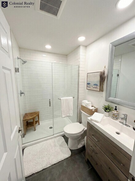 Building Photo - 9 Sexton St