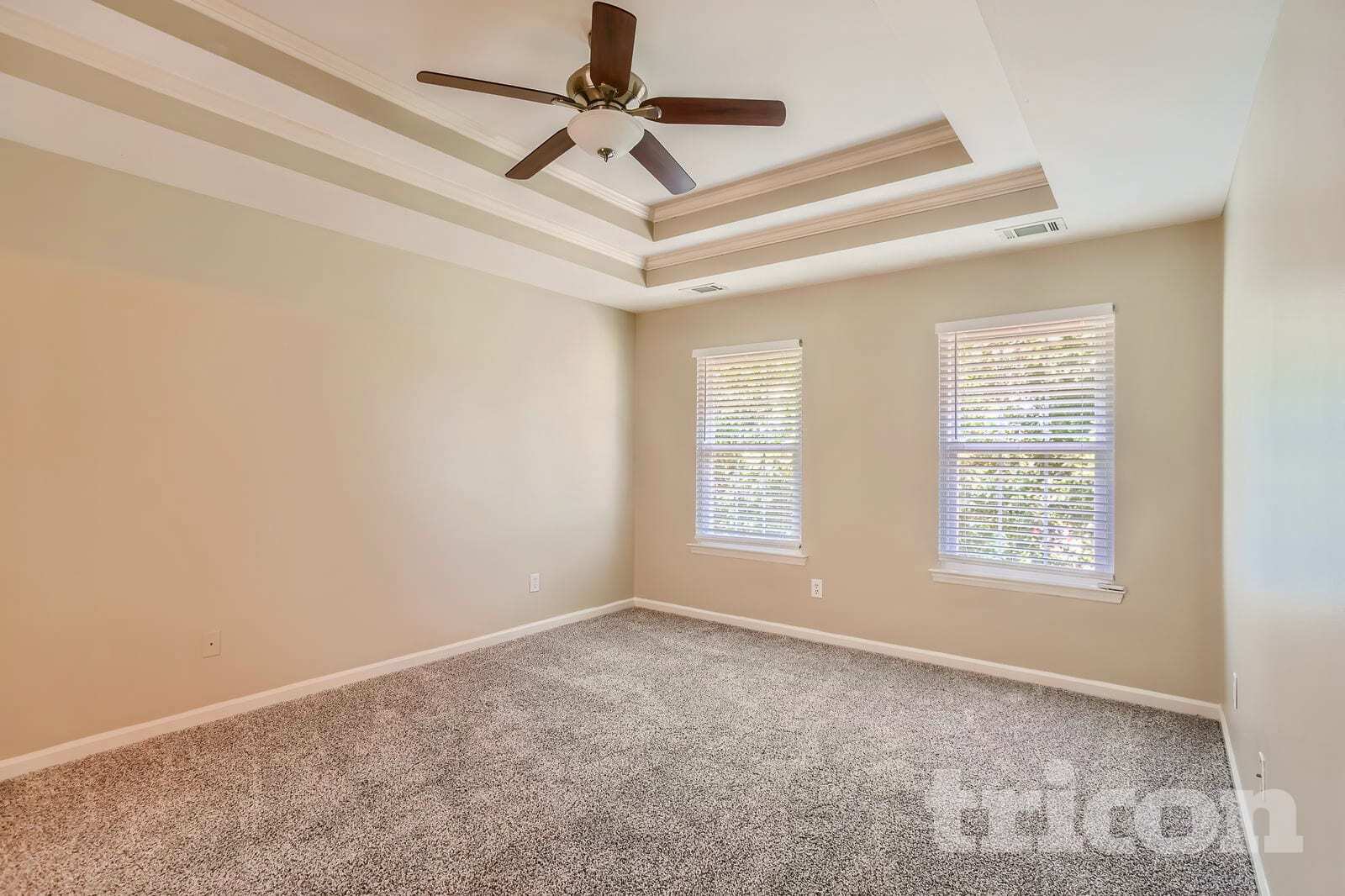 Building Photo - 2420 Amber Glen Dr