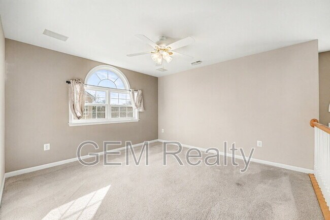 Building Photo - 9 Gallery Rd