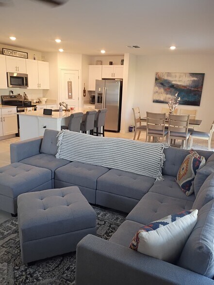 Building Photo - 8534 Sea Ray Run