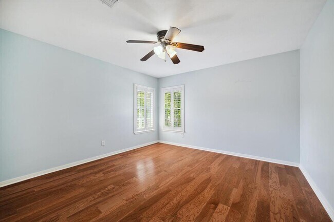 Building Photo - 3718 Bayou Bend Ct