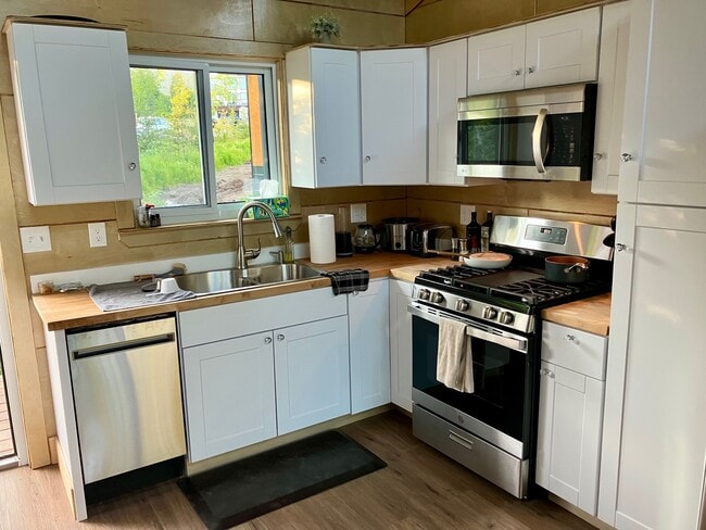 Building Photo - 1149 Virginia Lynn Wy