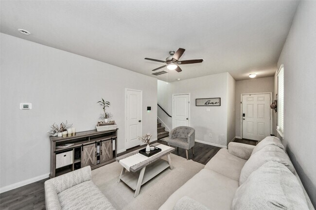 Building Photo - 3923 Calasso Ct