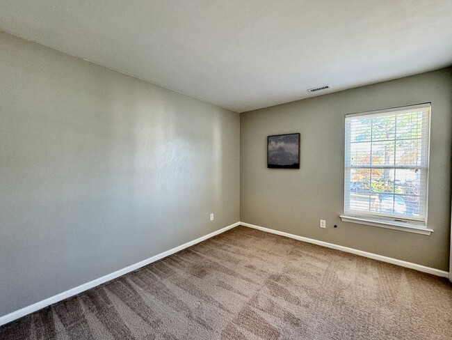 Building Photo - Just Upgraded - Ready NOW! Spacious 4-Bedr...