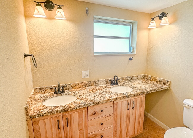 Building Photo - El Dorado Club