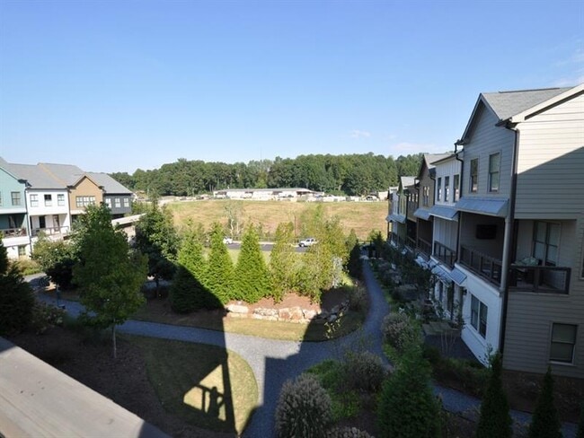 Building Photo - 765 Dunlop Way