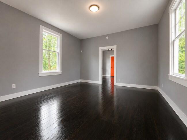 Building Photo - 1304-1306 Hercules St