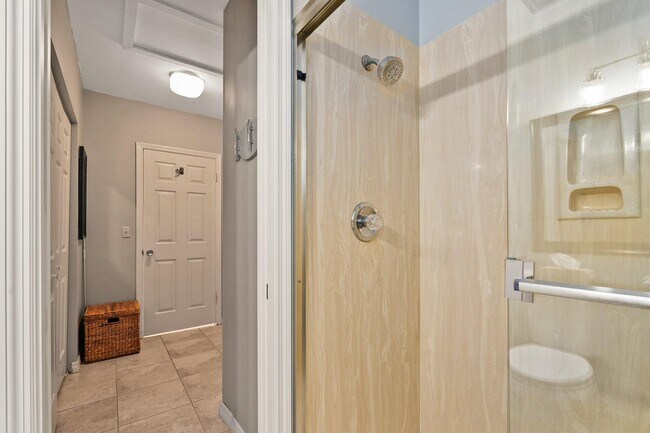 Building Photo - 1630 Seaway Dr
