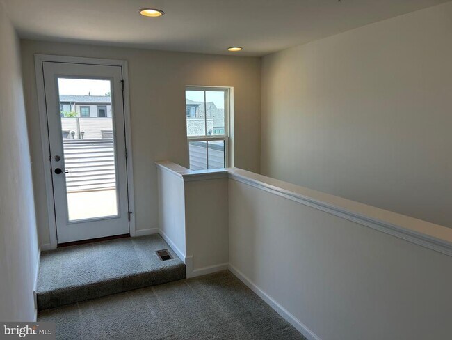 Building Photo - 43307 John Michael Ter