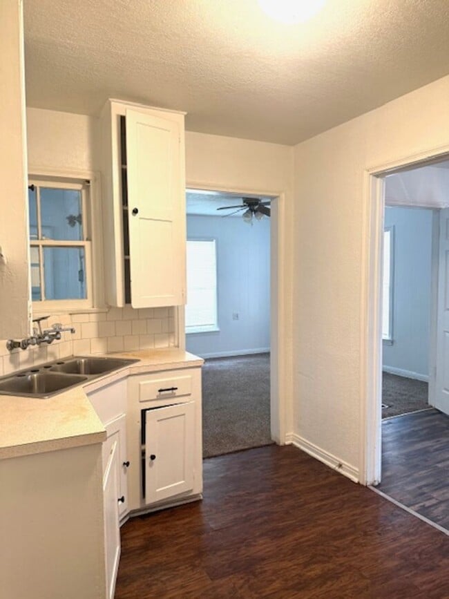 Building Photo - Two Bedroom