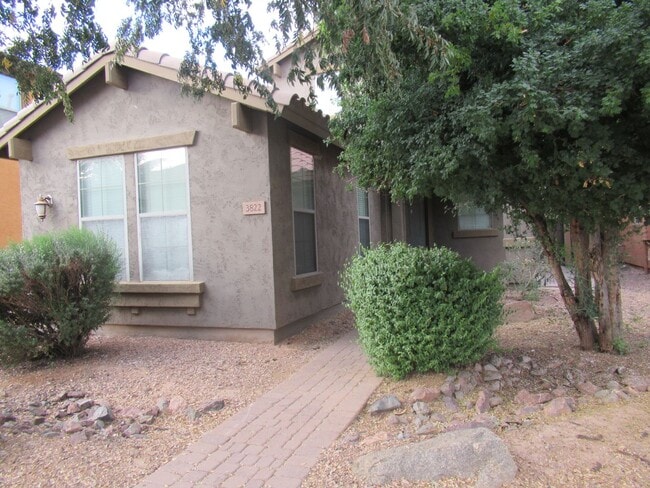 Building Photo - Beautiful Home in Gilbert!