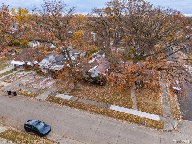 Building Photo - 19412 Sussex St