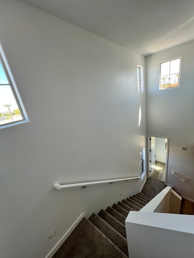 Building Photo - 2773 Claire Dr