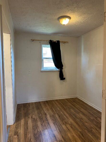 Building Photo - 1923 Norwood St SW